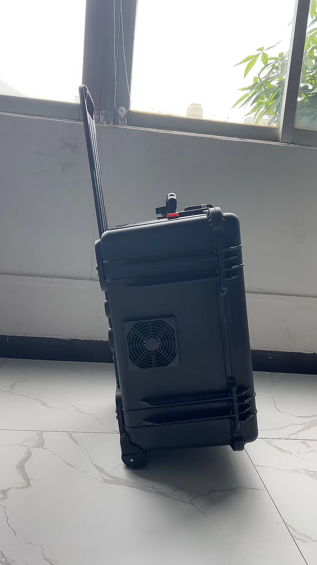 湾岭镇手拉箱型移动通信干扰器